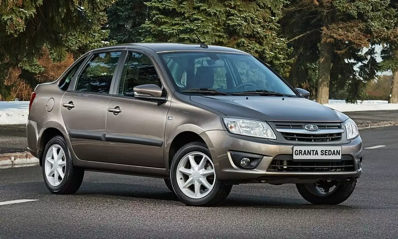 Самая популярная машина российских силовиков - Лада Гранта