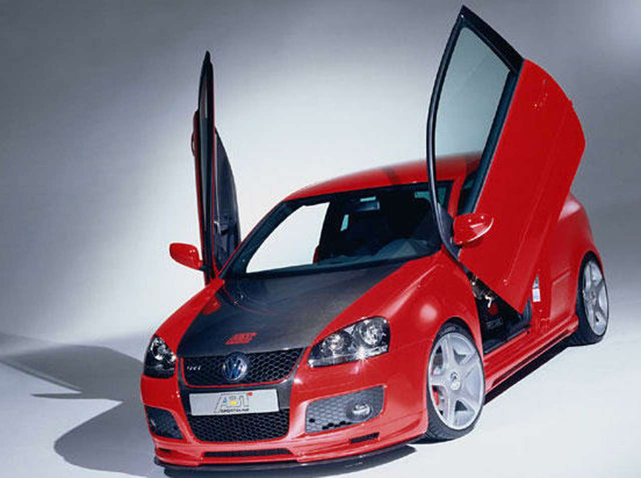 Golf Abt GTI получил карбоновый капот