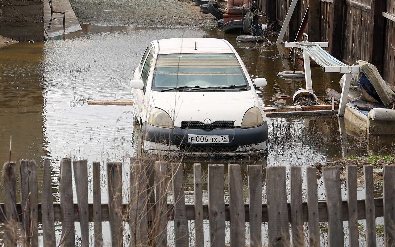 Эти советы помогут спасти ваш автомобиль от затопления