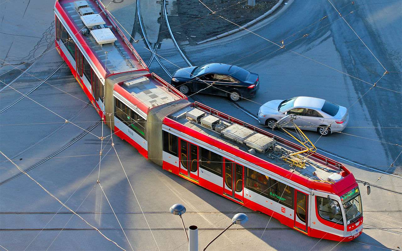 Выехал на трамвайные пути: что мне за это будет?