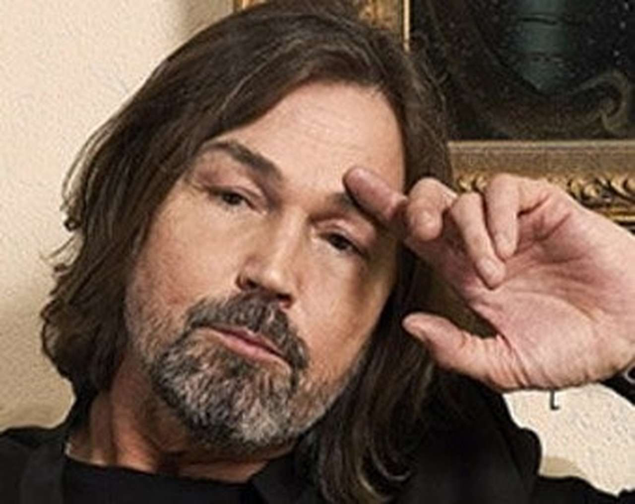 Никас Сафронов попал в ДТП с автомобилем скорой помощи