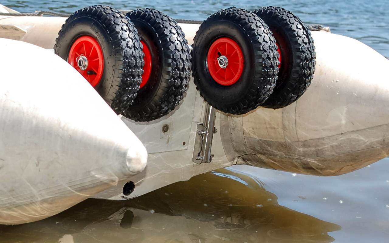 Проверено «За рулем»: транцевые колеса «Патриот»