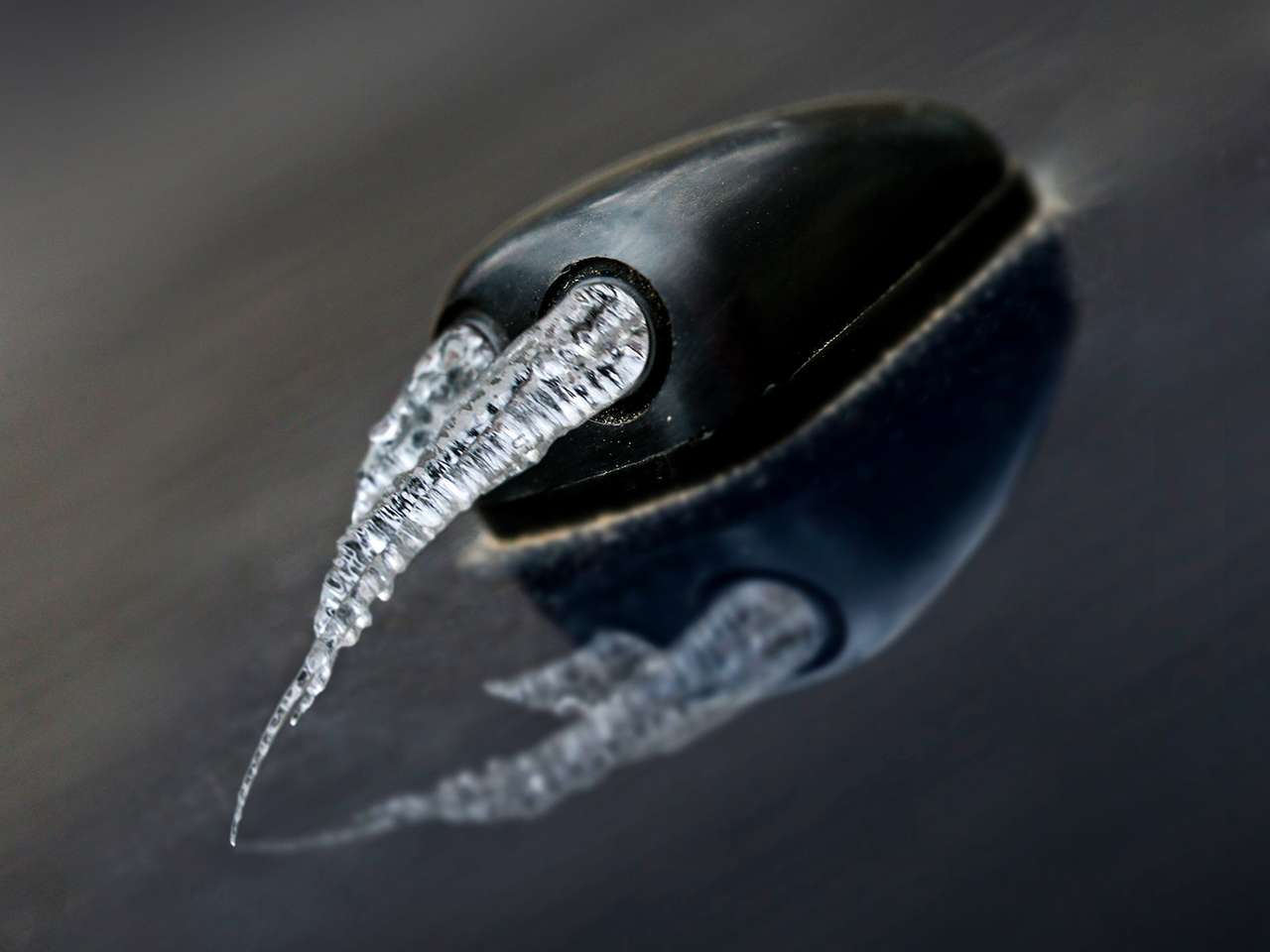 Выбираем стеклоомывающую жидкость: эталон и этанол