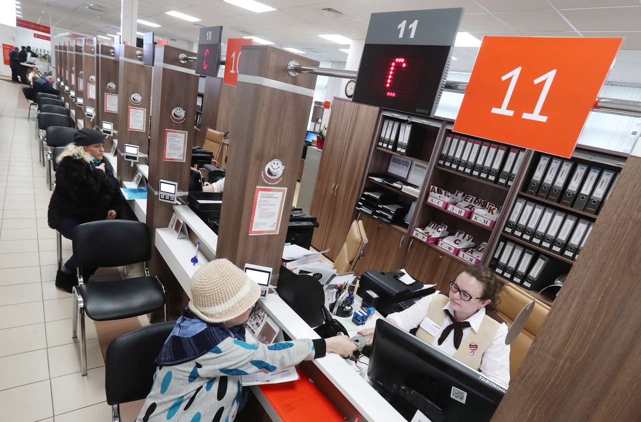 Какие документы нужны для продления национального водительского удостоверения?