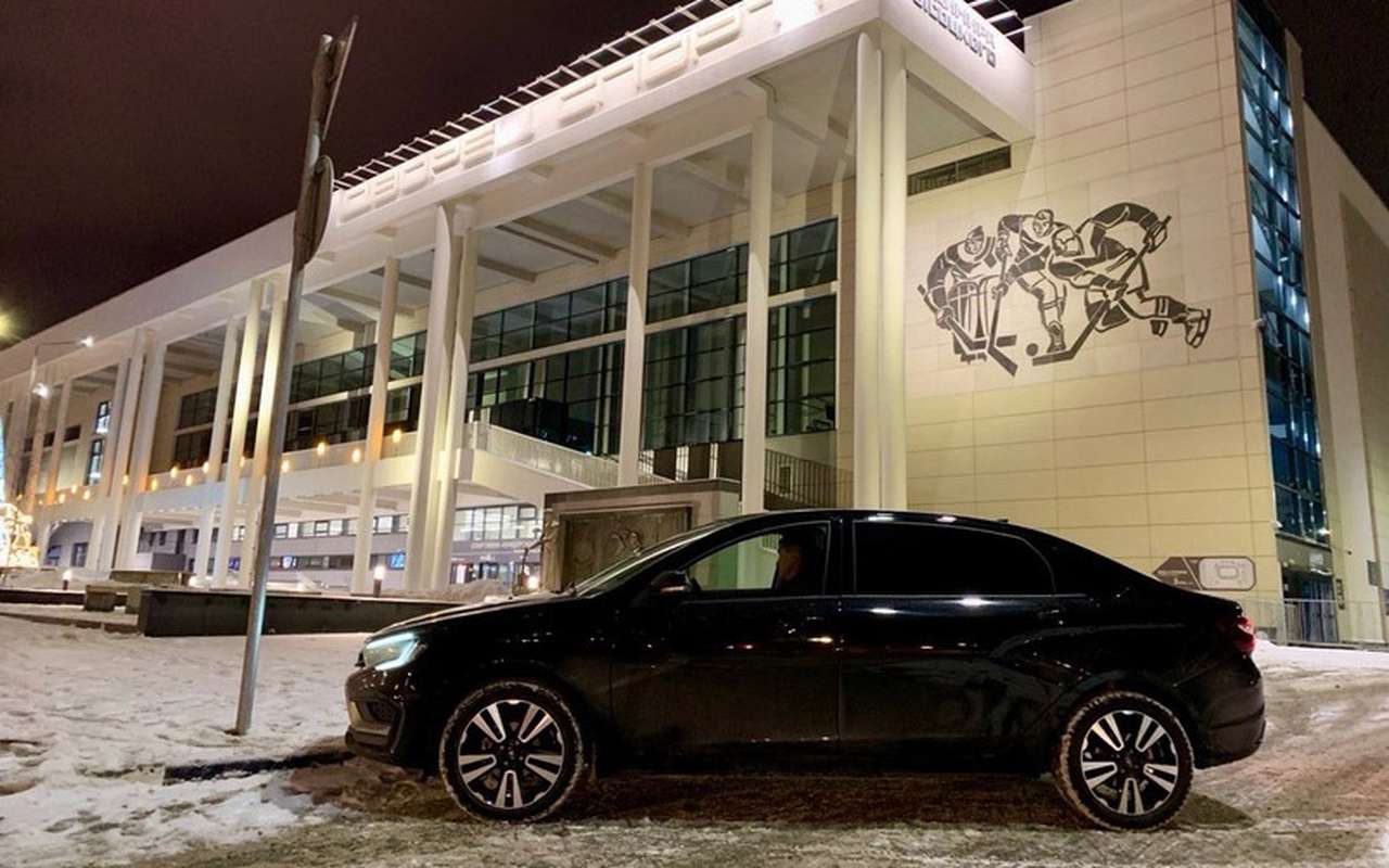 Губернатор Самарской области рассказал, на каком автомобиле теперь ездит