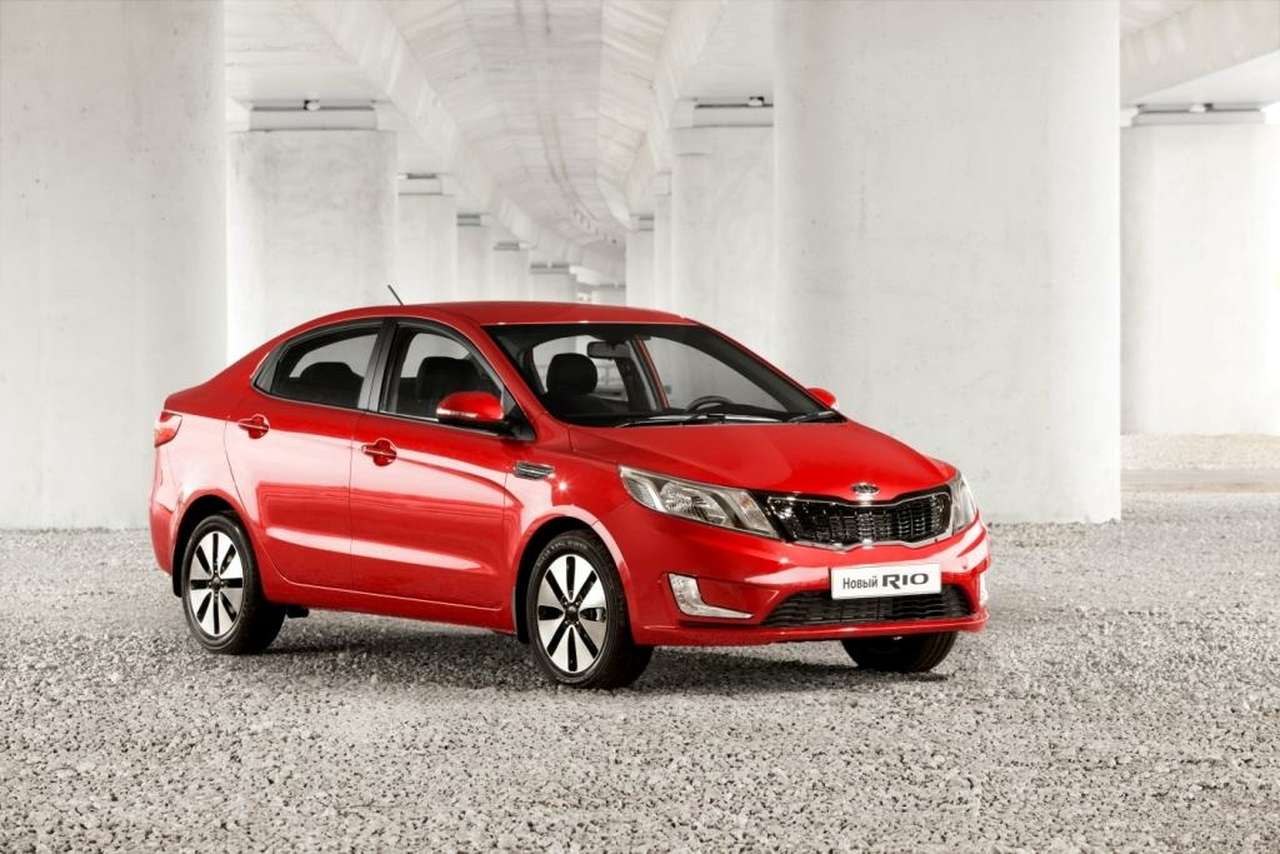 Новый Kia Rio: цена от 459 900 руб., кондиционер и ABS - в базе   