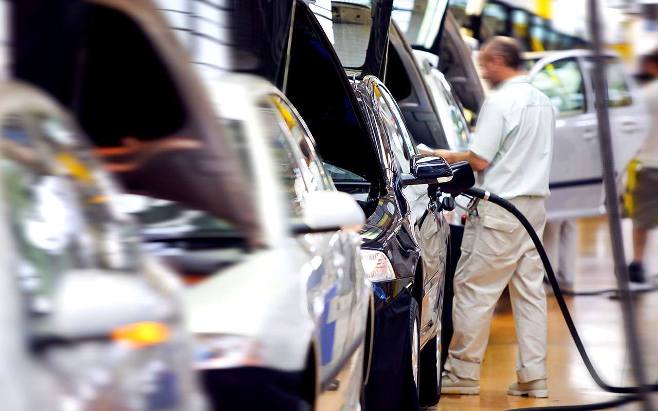 Возврата не будет: аналитики дали прогноз по рынку топливных автомобилей