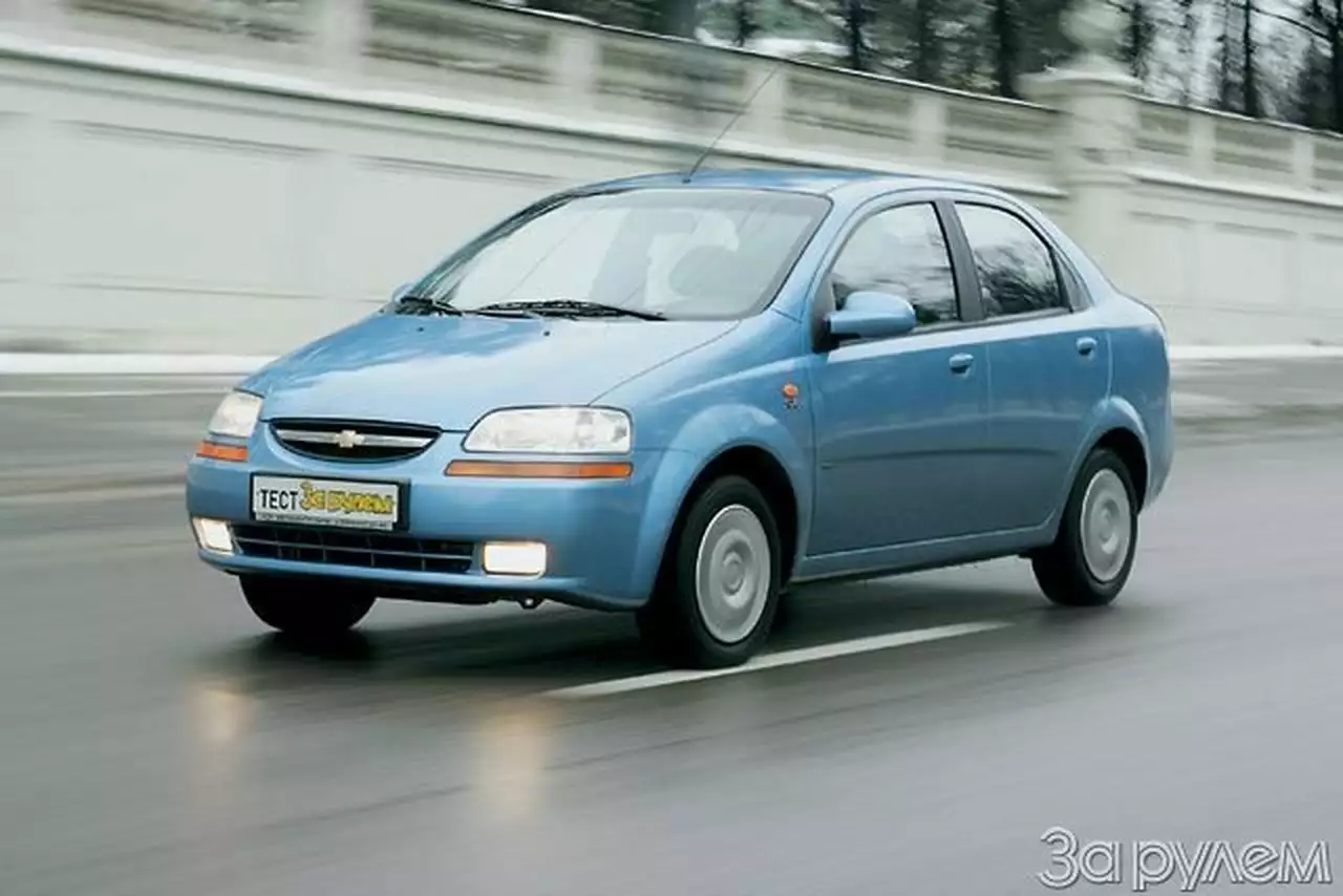 Chevrolet Aveo, Renault Logan, Hyundai NF, Suzuki Grand Vitara, UAZ Patriot, Daimler Super 8. Машины нового года