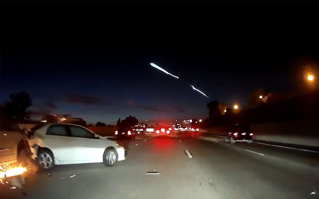 Не разевай рот: серия ДТП из-за запуска космической ракеты