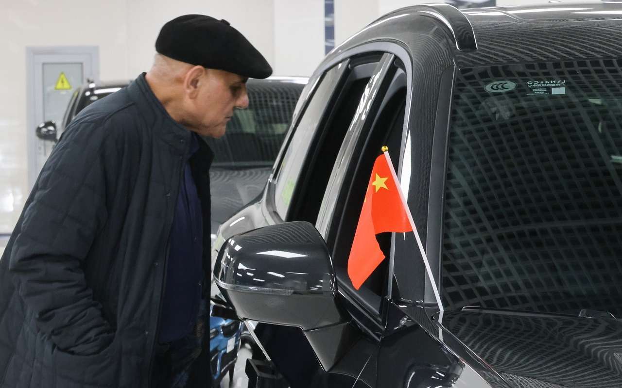 Выяснилось, сколько россиян готовы повторно купить китайские автомобили