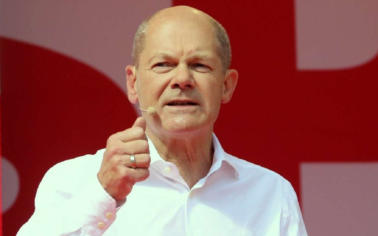 Шольц назвал виновников закрытия заводов Volkswagen в Германии