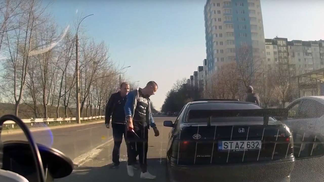 Сила слова против биты