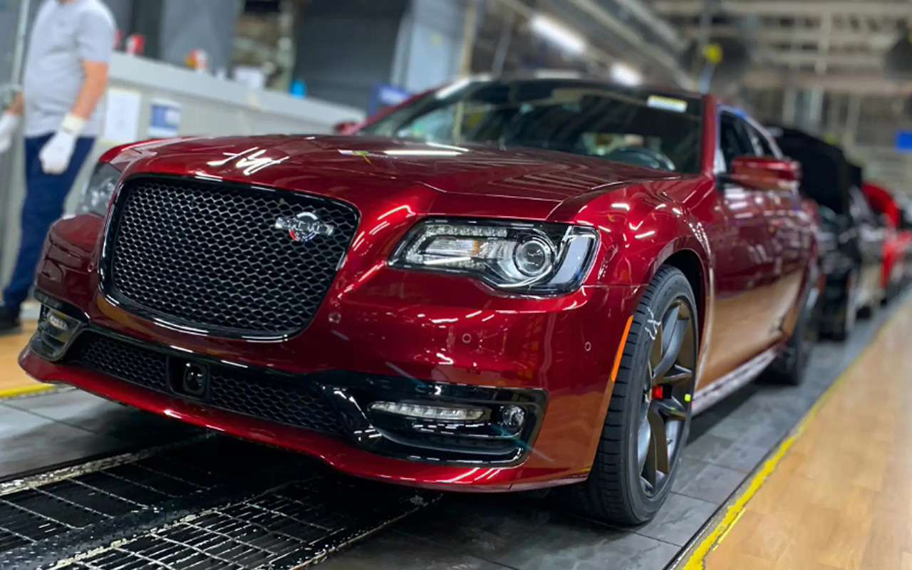 Автомобили Chrysler: новости, модели, обзор машин Крайслер — все модели,  новинки, линейка Chrysler — сайт За рулем www.zr.ru