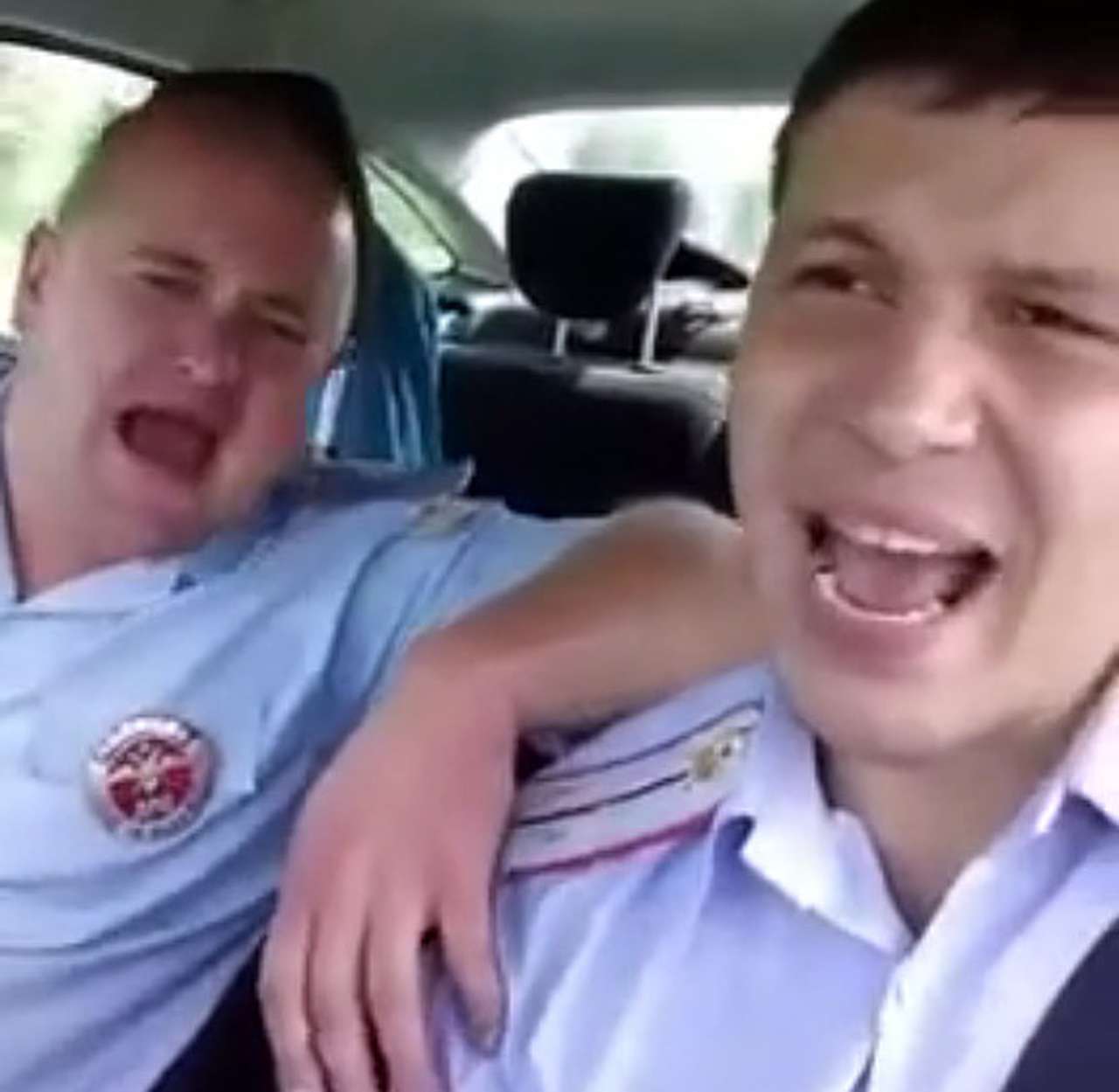 Творчество инспекторов ДПС повеселило Интернет (ВИДЕО)