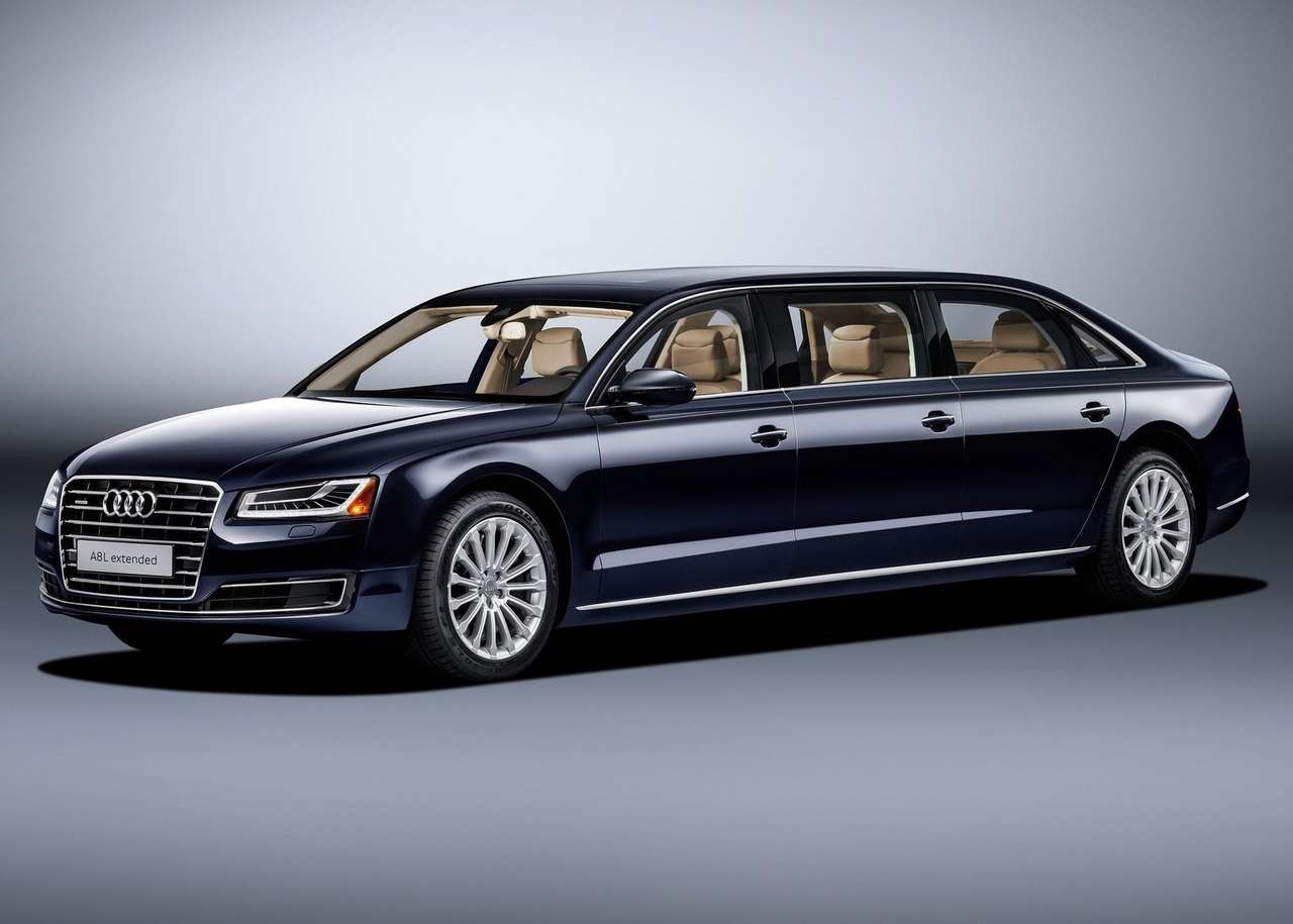«Автобус» класса люкс: Audi A8 растянулся в угоду королевским запросам