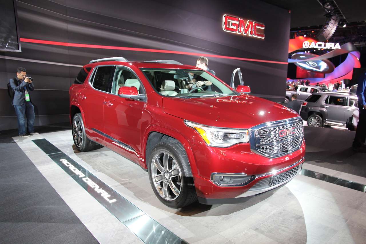 GMC Acadia: красота по-американски