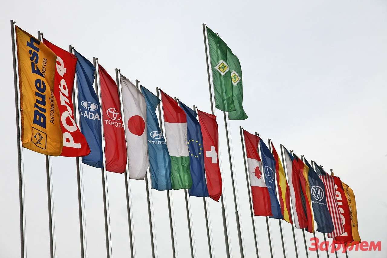 ВЦИОМ выяснил, сколько россиян копят на покупку автомобиля