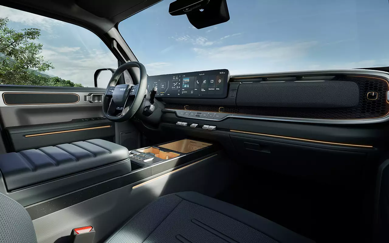 Интерьер Kia Tasman