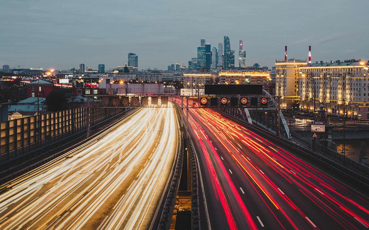 Смертность на дорогах сокращается. Но с отставанием от графика