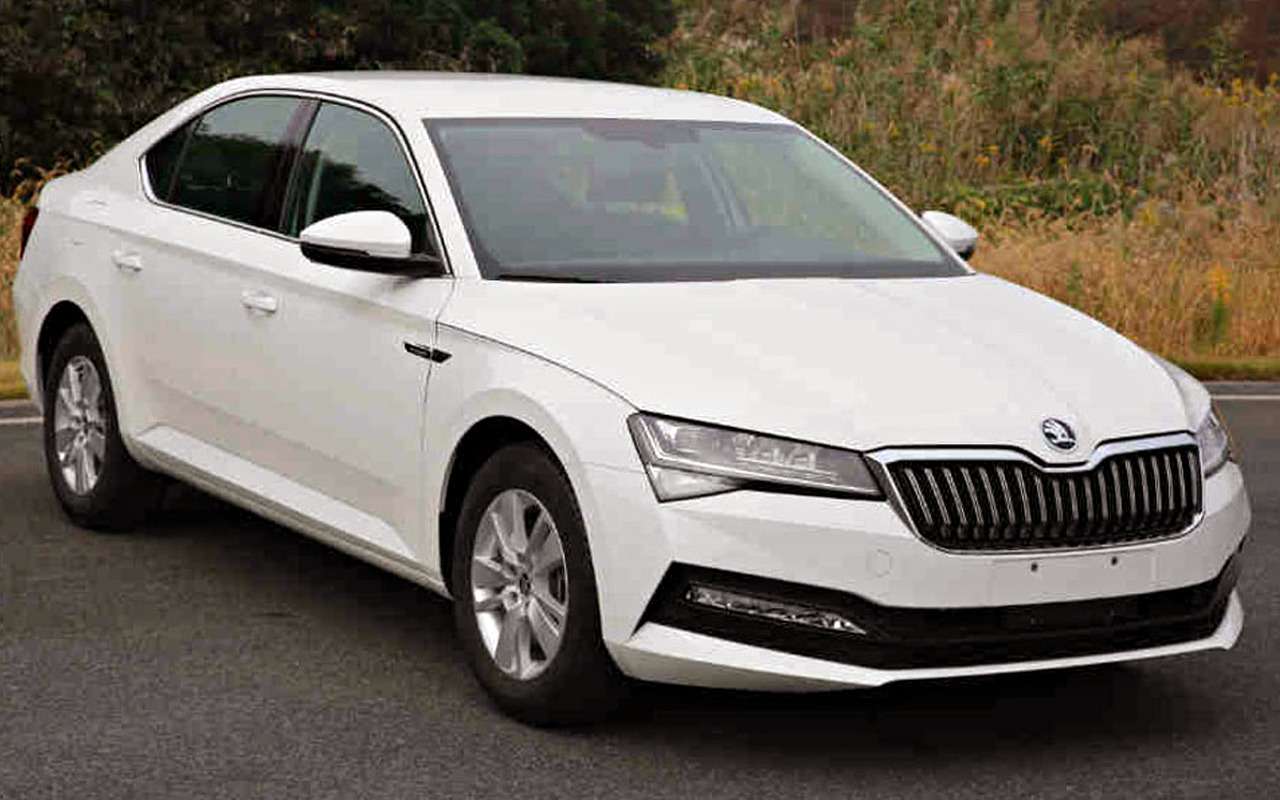 Рассекречен облик обновленной Skoda Superb