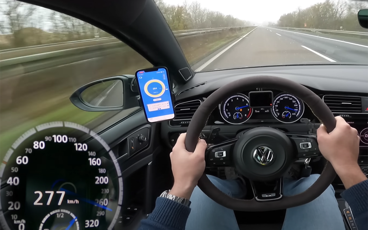 Разгон до 280 км/ч на Гольфе попал на видео