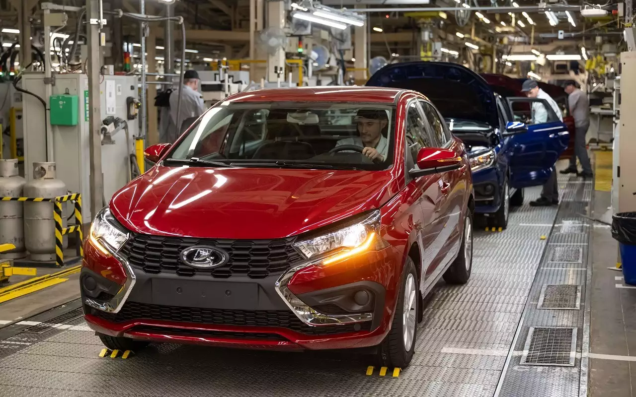 Что там с выпуском Искры — начали делать больше?