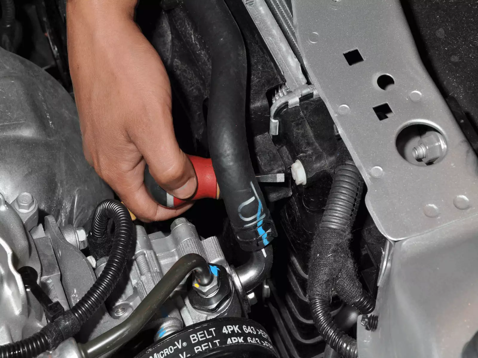 Датчик температуры воздуха Chevrolet Cobalt T250) 2013-2015 Chevrolet Cobalt 201