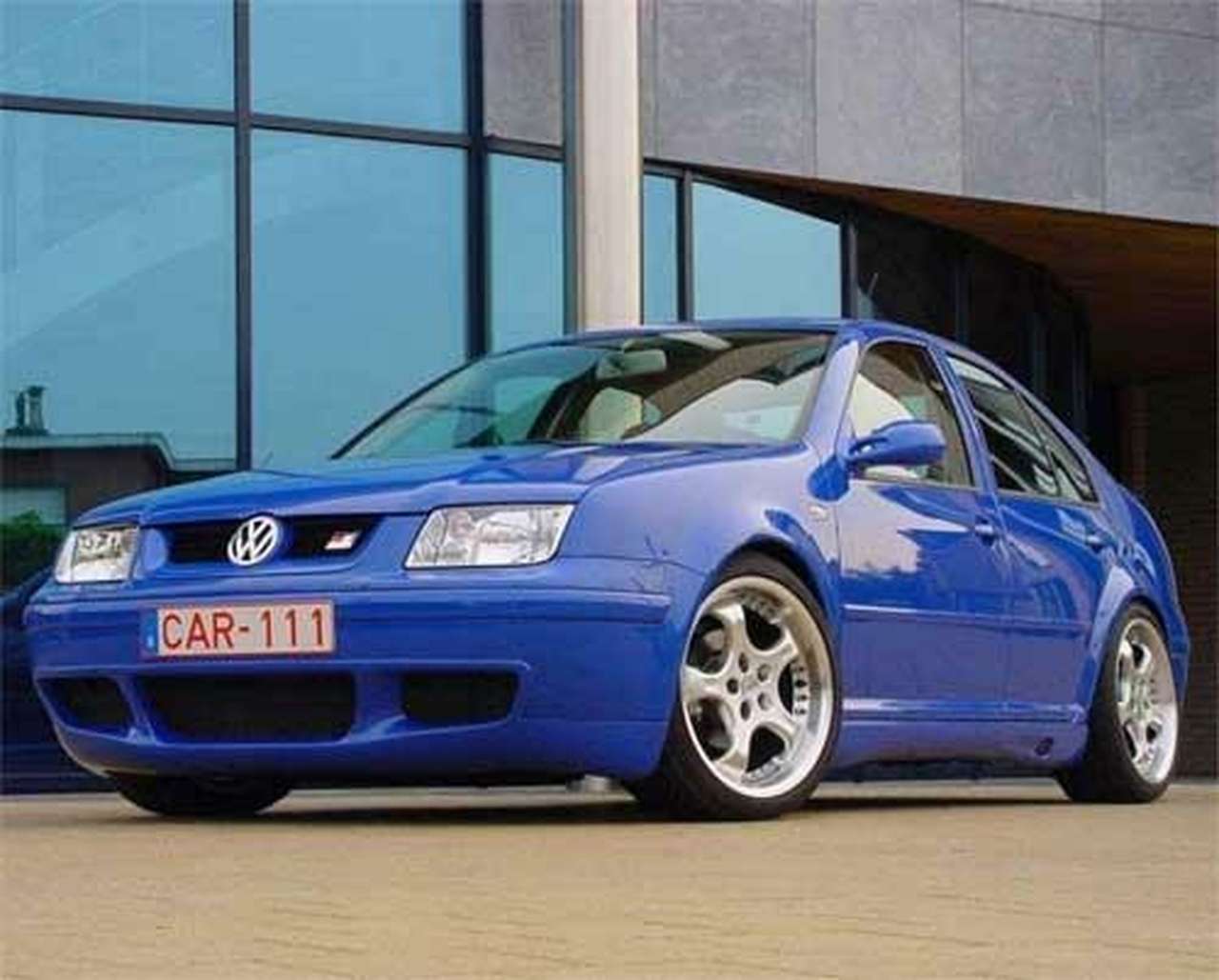 Volkswagen останавливает сборку Golf и Bora