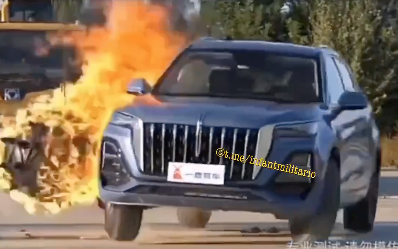 По машине шарахнули огненным шаром — этот «китаец» выстоял