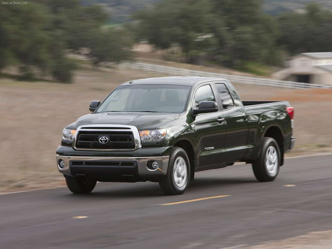 Toyota представит очередную версию Tundra 