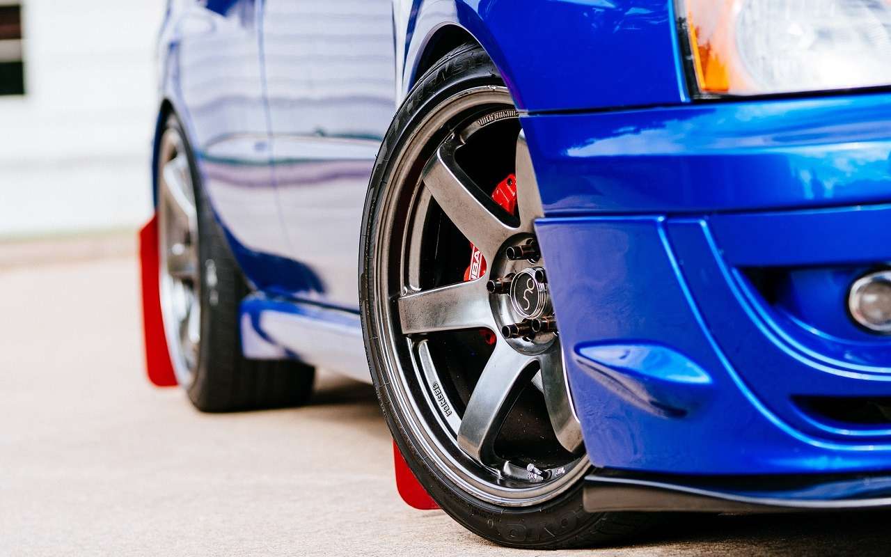 Эти параметры давления в шинах помогут избежать ДТП в зимнее время