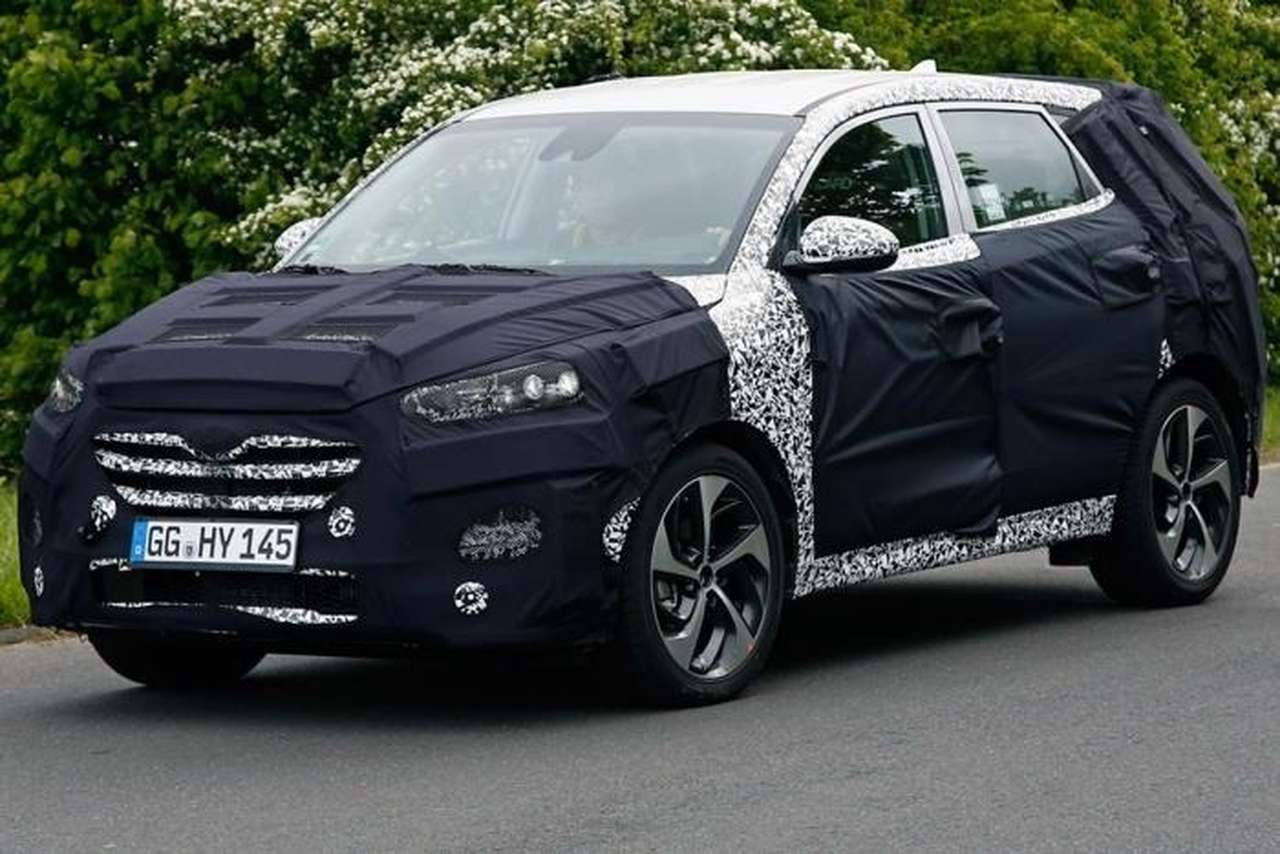 В объективы шпионов впервые попал новый кроссовер Hyundai ix35