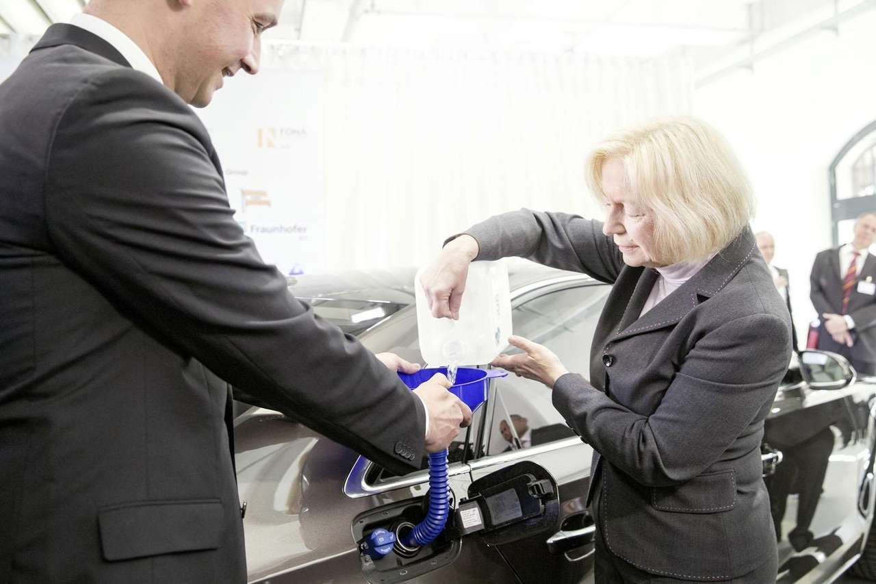 Audi выпустила первую партию искусственного дизтоплива