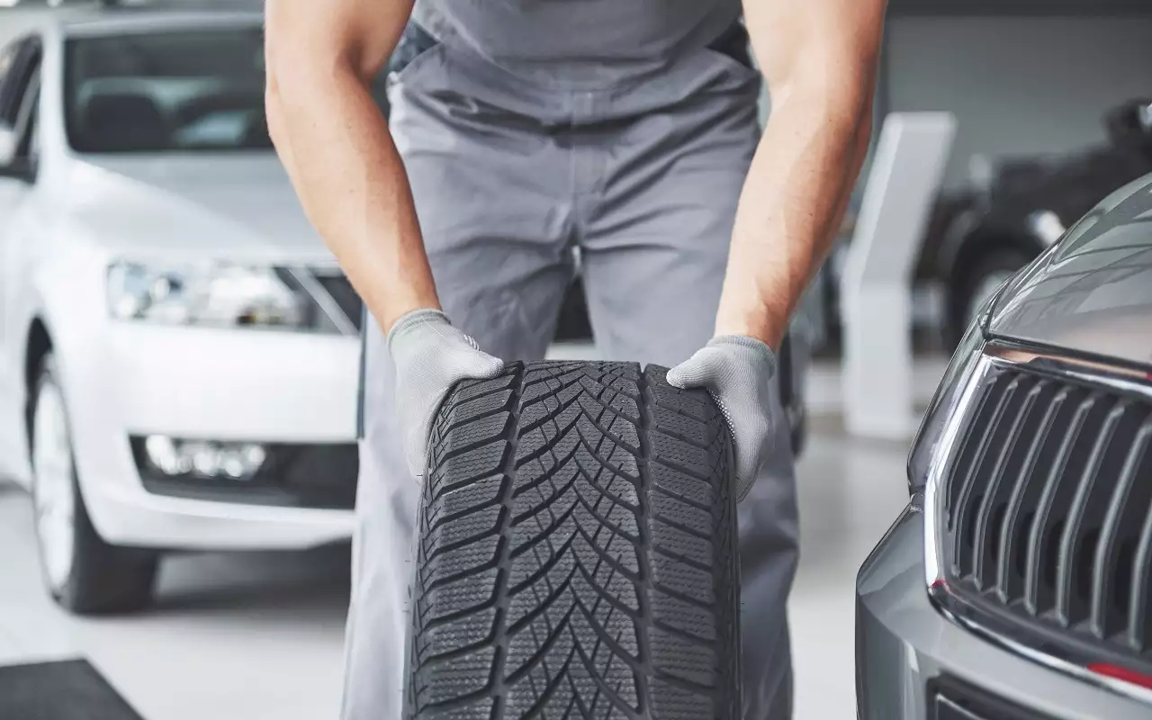 Почему стоит отказаться от покупки подержанной резины: три причины