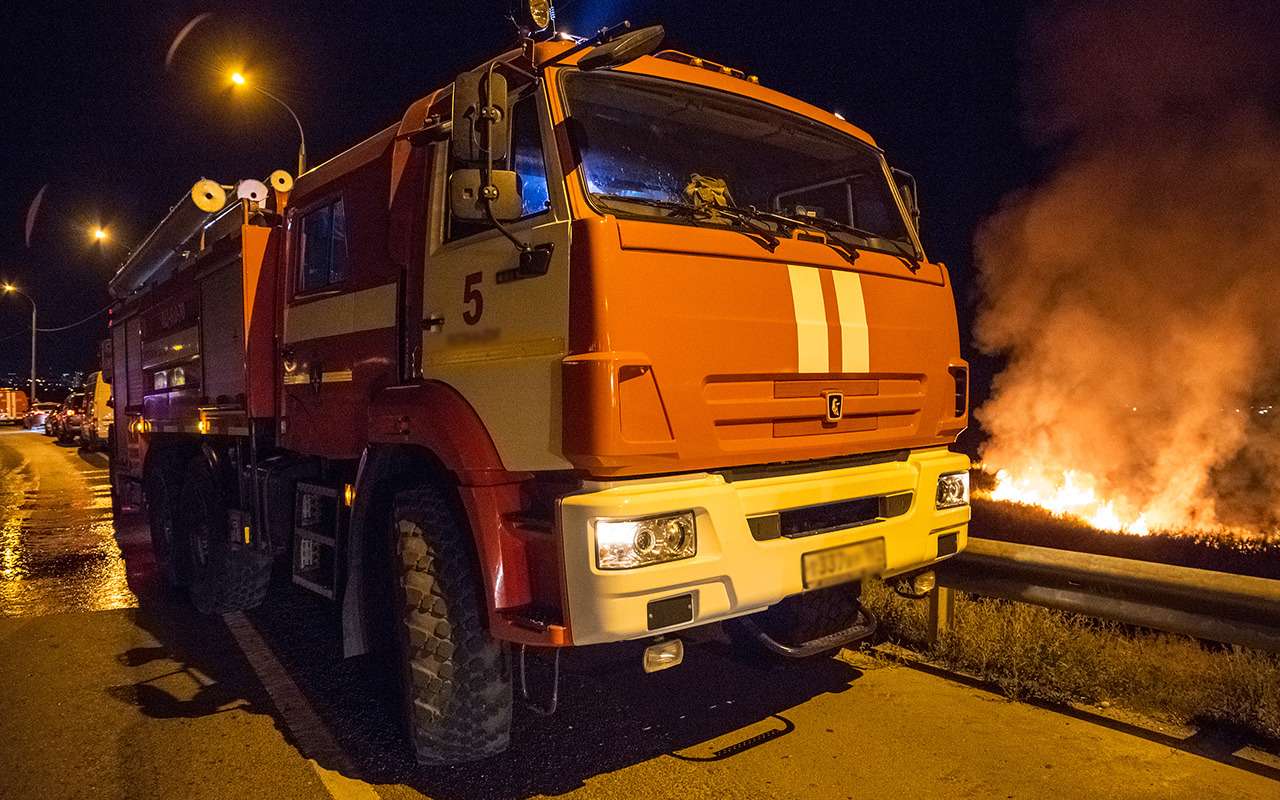 Комплексы фотовидеофиксации сгорели в пожаре народного гнева