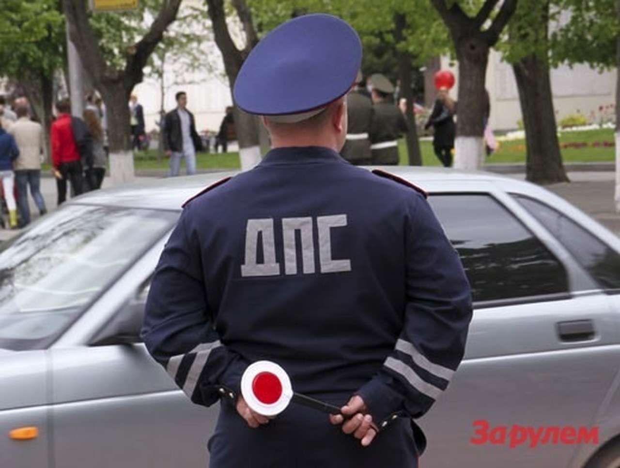 Гаишникам дали 10 лет за подложные справки о ДТП