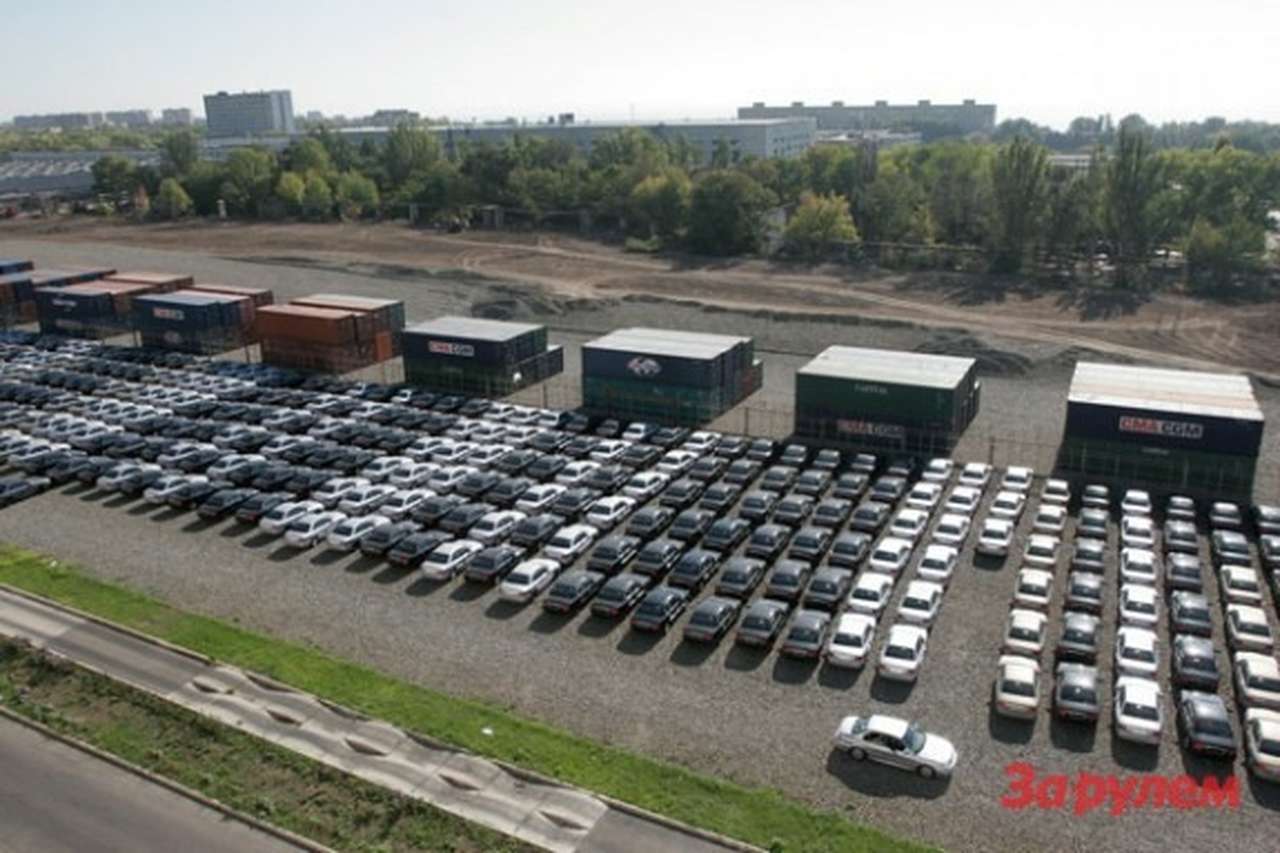 Российская таможня зафиксировала снижение импорта автомобилей