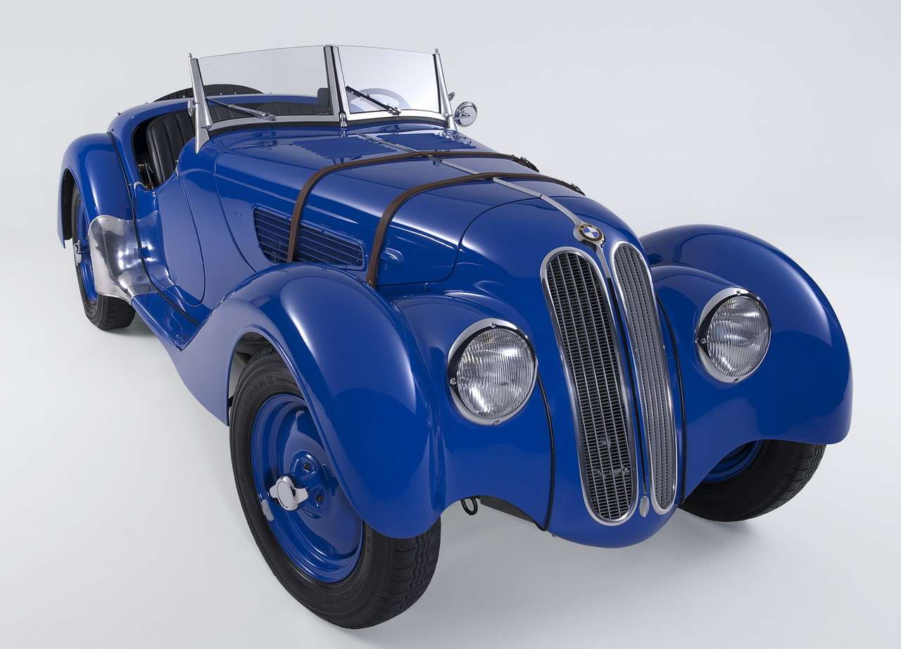 BMW-328 из собрания BMW Mobile Tradition сегодня можно за разумные деньги взять на тест-драйв.