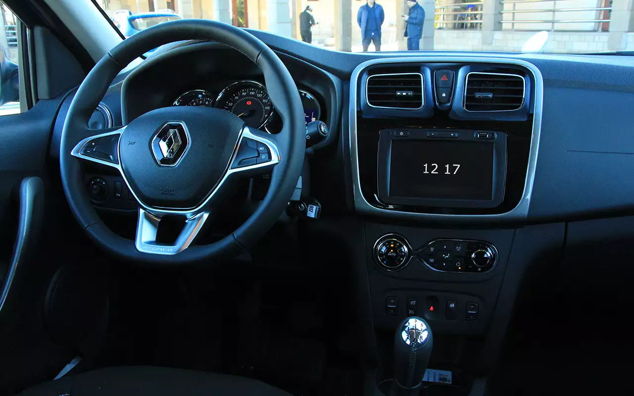 Рено логан степвей салон. Сандеро вариатор. Рено логан степвей 2021 салон. Рено логан 2 с вариатором. Ручка акпп passat b3.