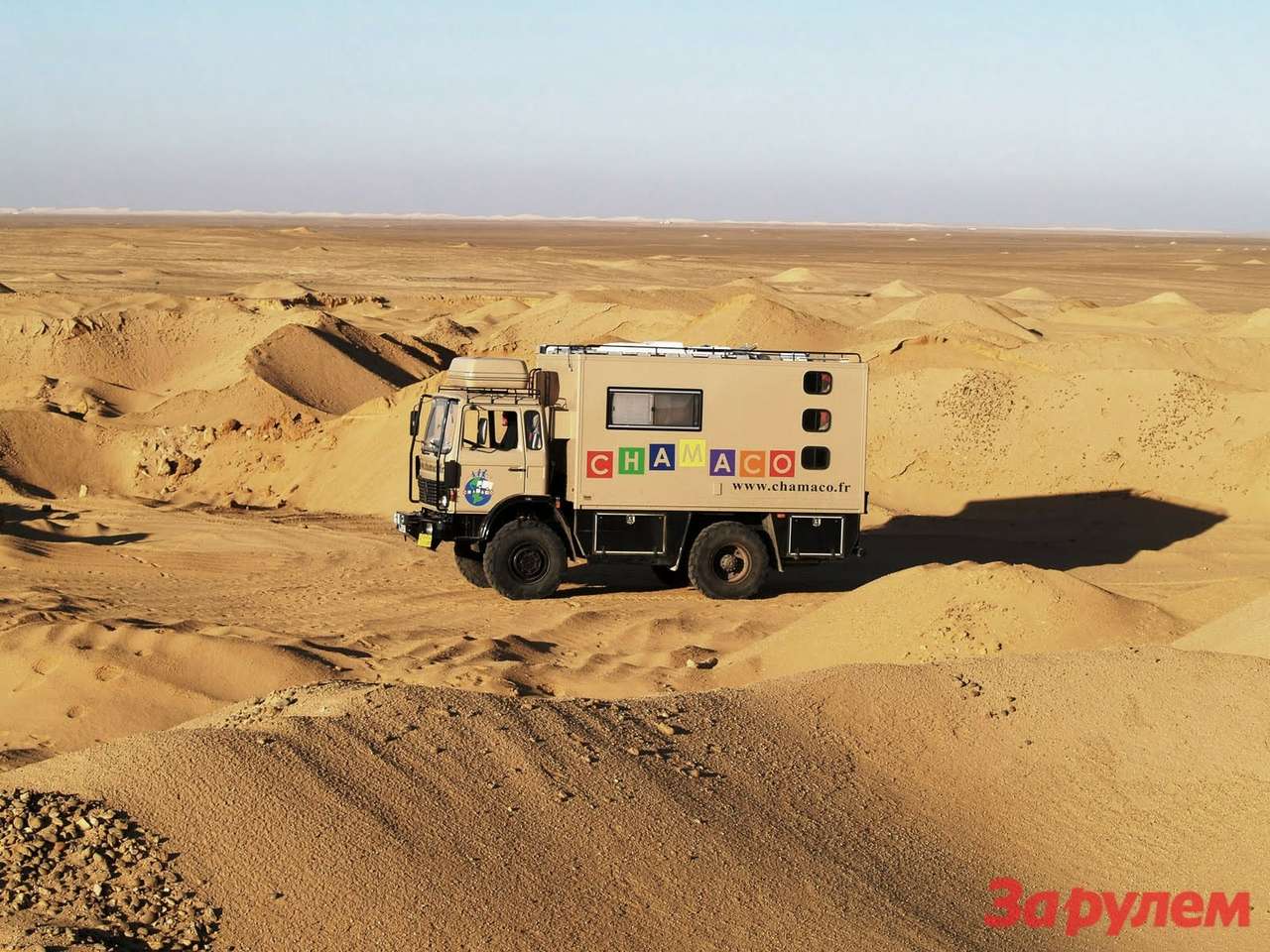 Семейное путешествие на грузовике Renault