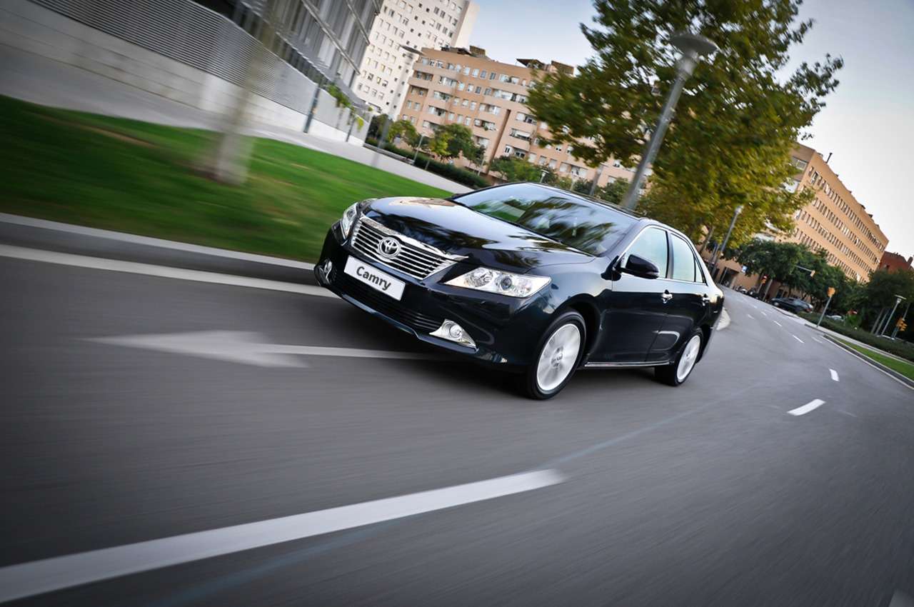 Toyota дефорсировала двигатель Camry до 249 л.с.