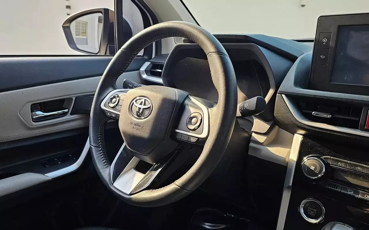 Интерьер Toyota Veloz