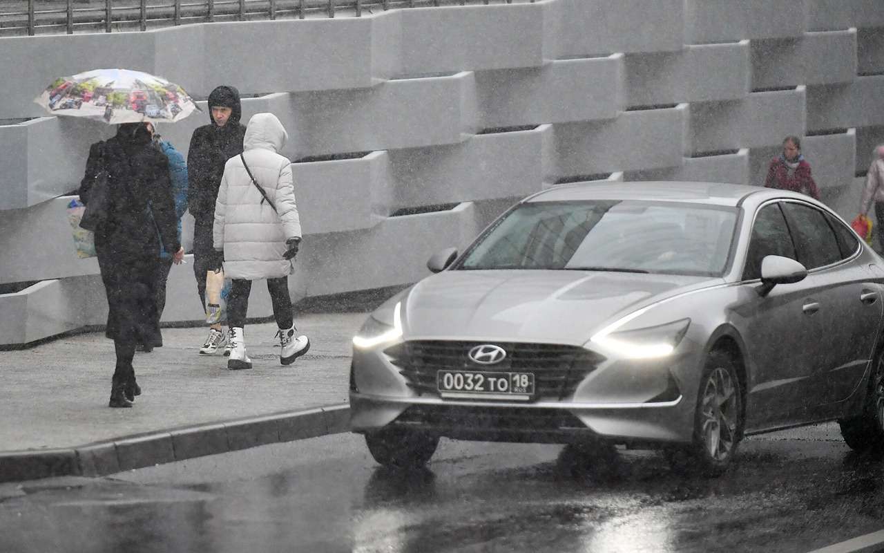 Зима не за горами: водителей предупредили о первой гололедице