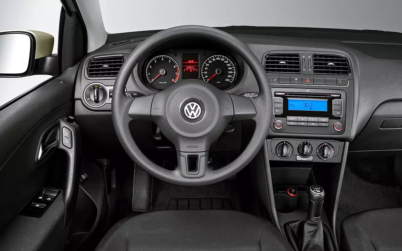 Volkswagen Polo sedan салон