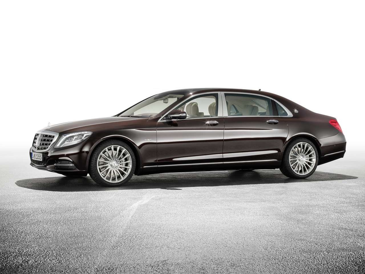 У босса сорвет крышу: Mercedes-Maybach выпустит седан со складным верхом