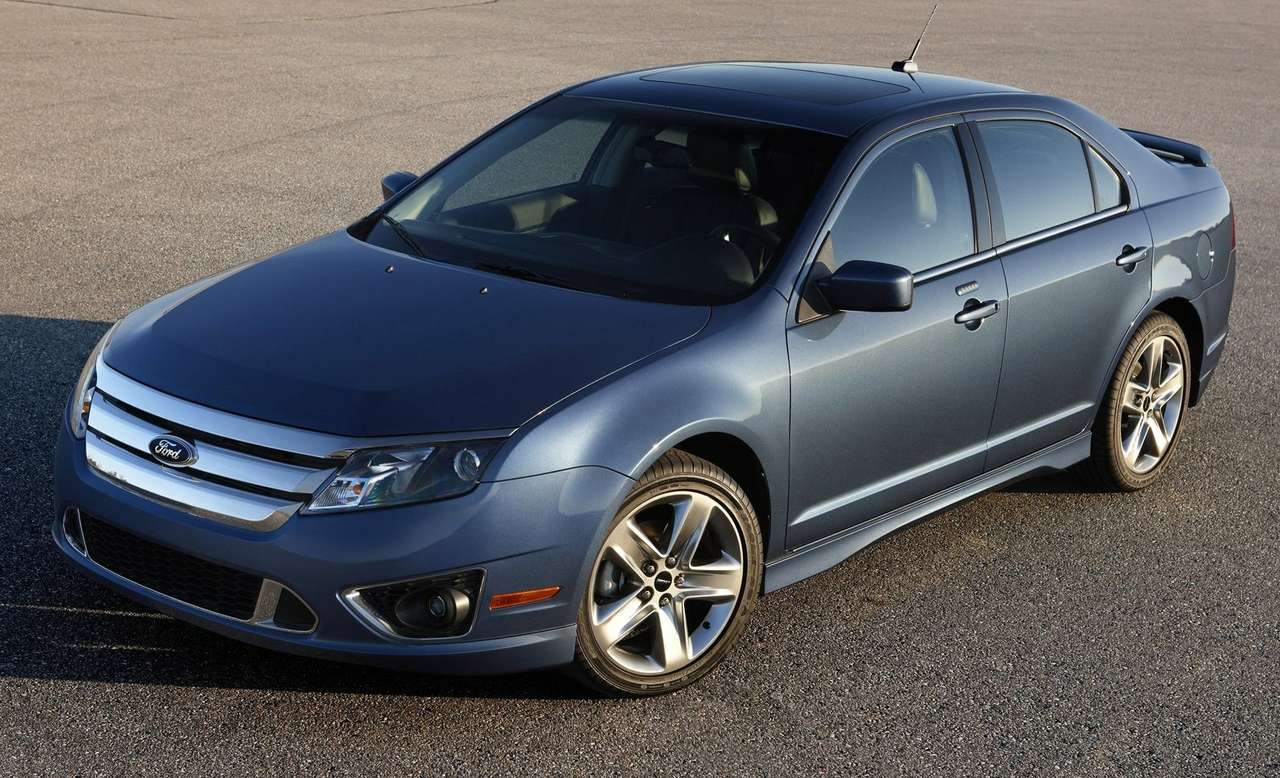 Американский Ford Fusion дал течь: объявлен отзыв