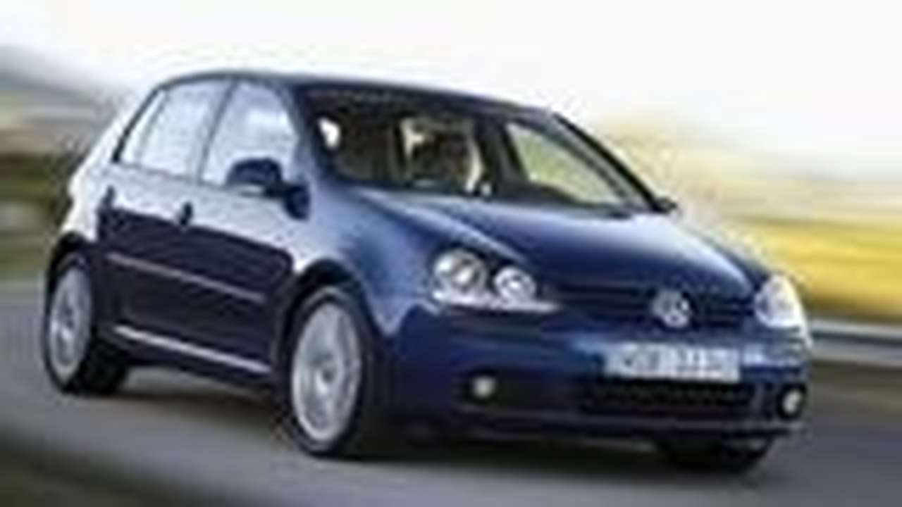 Volkswagen снижает цену на Golf