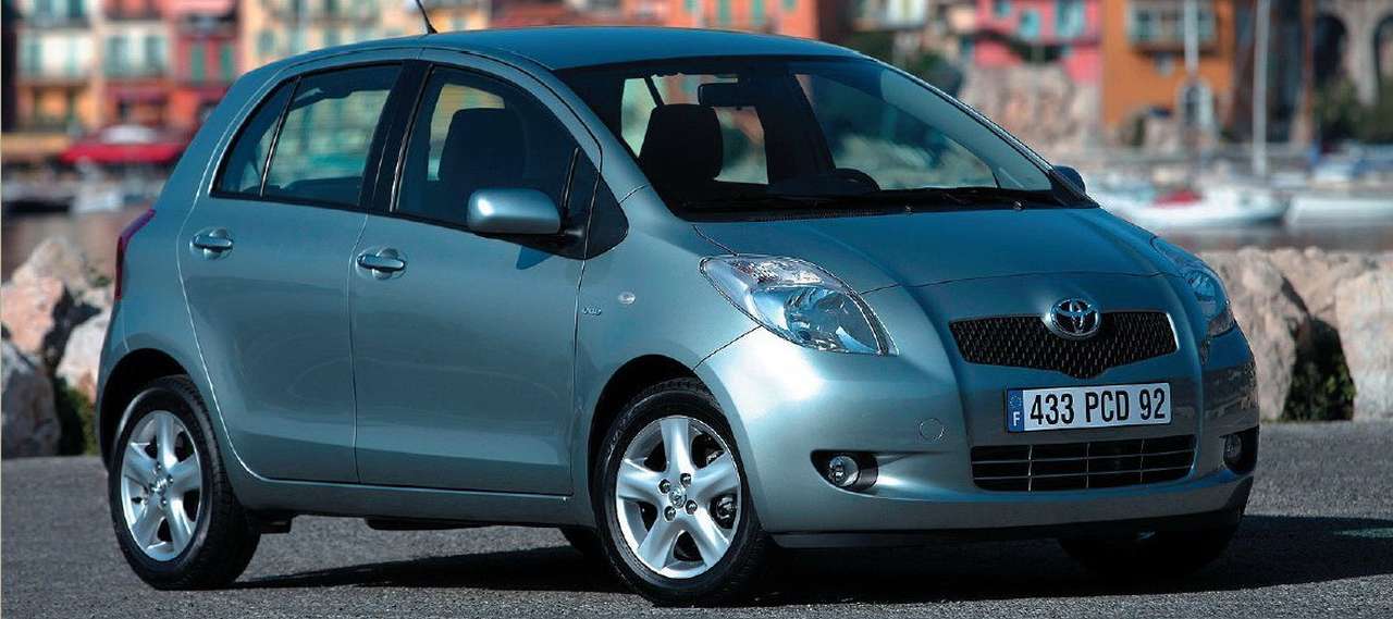 Toyota отзывает в России 12 325 автомобилей Yaris