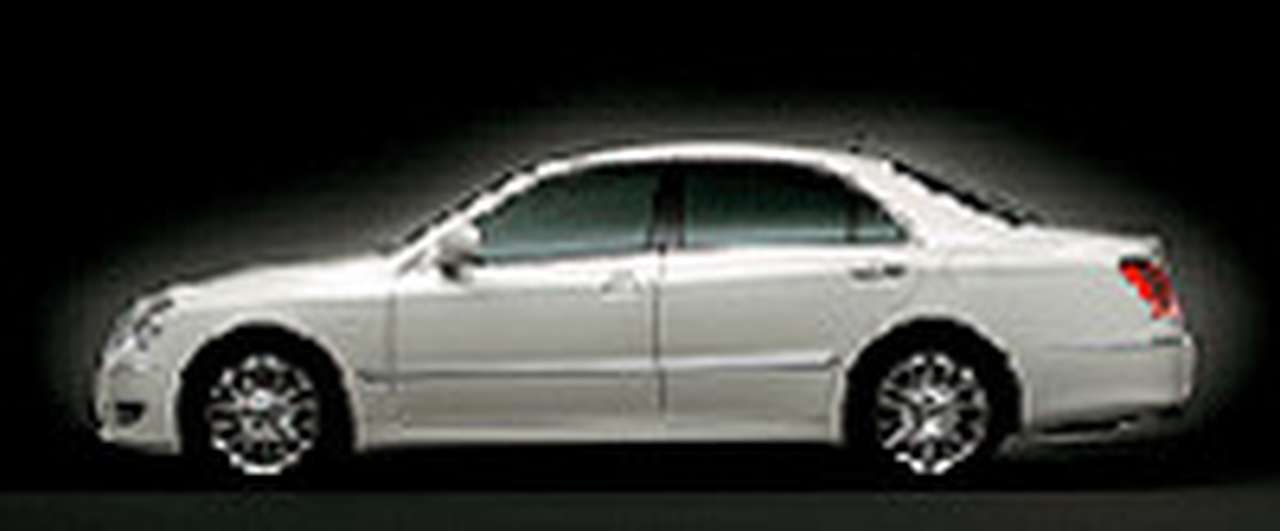 Toyota запускает новый Crown Majesta