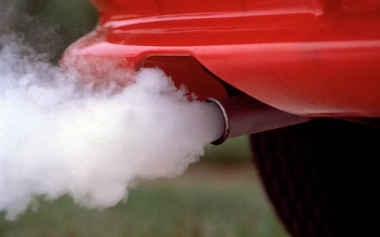Белый дым из трубы — «забить» или чинить?
